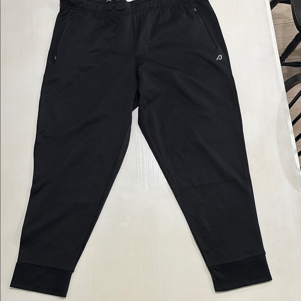 Eddie Bauer Black Sweatpants Tapered Joggers. Men's XXL. Excellent condition.